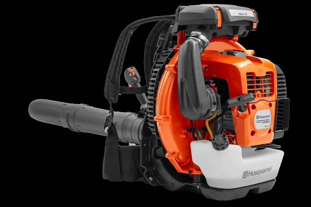 q1-15-1-1.webp Husqvarna 580BTS Gas Backpacks Blower - Image 1
